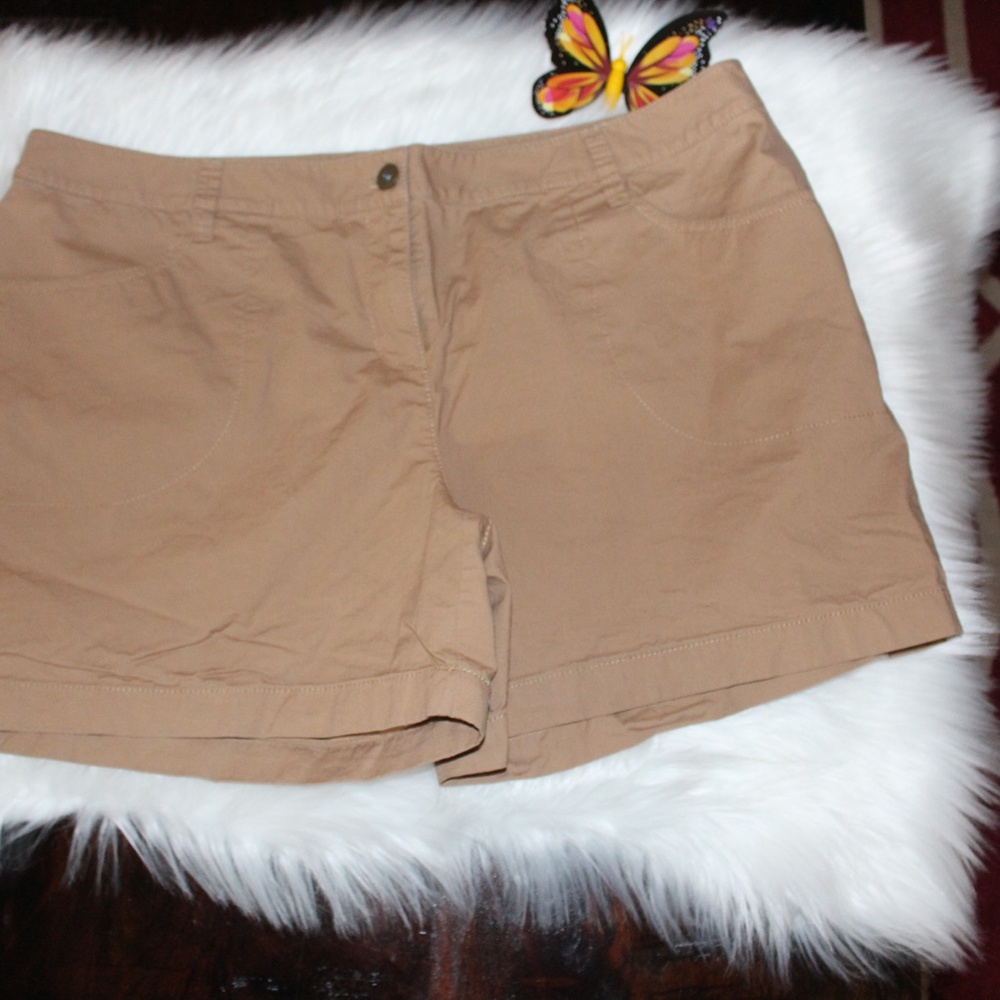 Axcess, stretch shorts ....